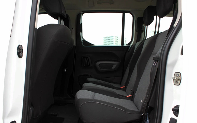 Toyota Proace City Verso cena 89899 przebieg: 69900, rok produkcji 2021 z Sławno małe 172